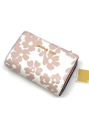 Michael Kors Medium Quilted Bifold Zip Chain Wallet Powder Blush